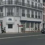 Brit De Paris