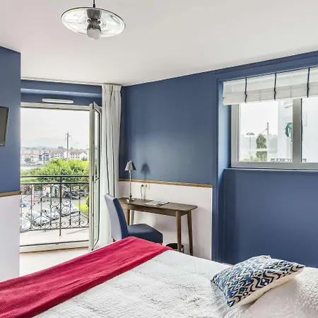 Brit De Paris מלון סן-ז'אן-דה-לוז