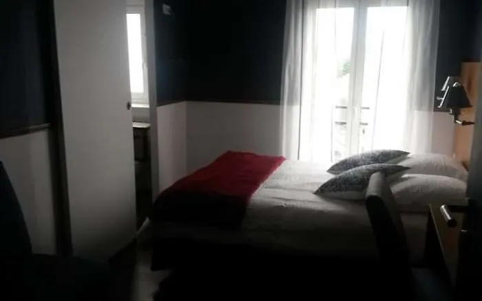 Brit De Paris Ξενοδοχείο 2*